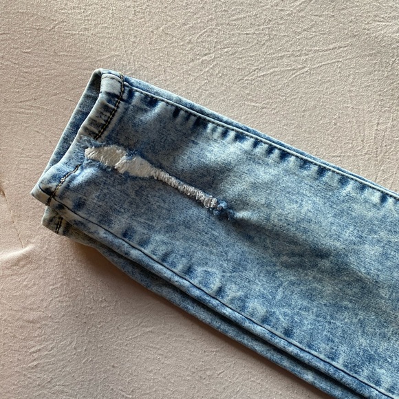 Skinny jeans - Picture 2 of 6